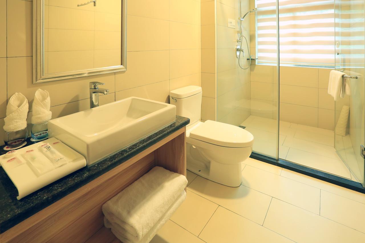 Oyo8001 Tiandi Hotel Σενζέν Εξωτερικό φωτογραφία