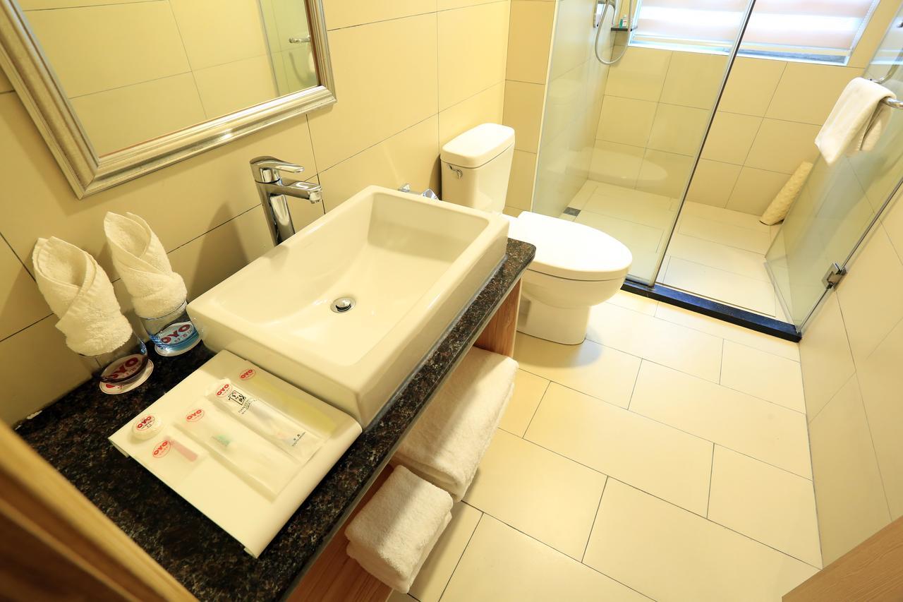 Oyo8001 Tiandi Hotel Σενζέν Εξωτερικό φωτογραφία