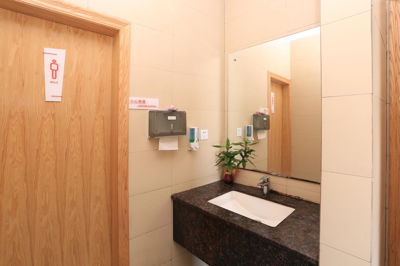 Oyo8001 Tiandi Hotel Σενζέν Εξωτερικό φωτογραφία