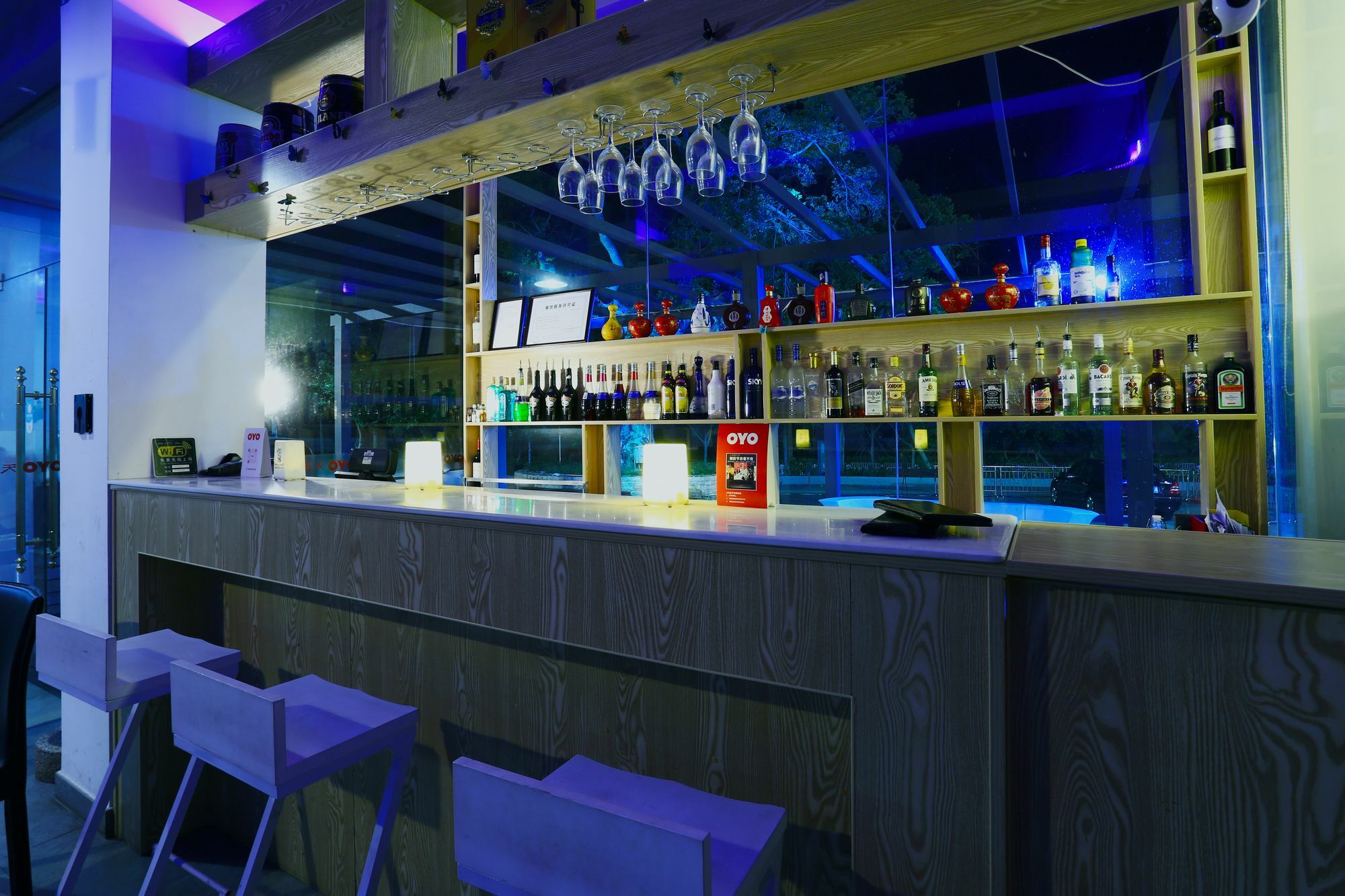 Oyo8001 Tiandi Hotel Σενζέν Εξωτερικό φωτογραφία
